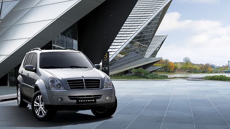 Durch eigenständiges Design ist Ssangyong jedenfalls bisher nicht aufgefallen. Obwohl der Rexton bei der jetzigen VW-Tochter Italdesign entworfen wurde.
