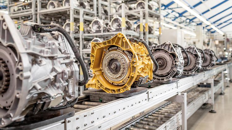 Produktionsstraße bei Getrag