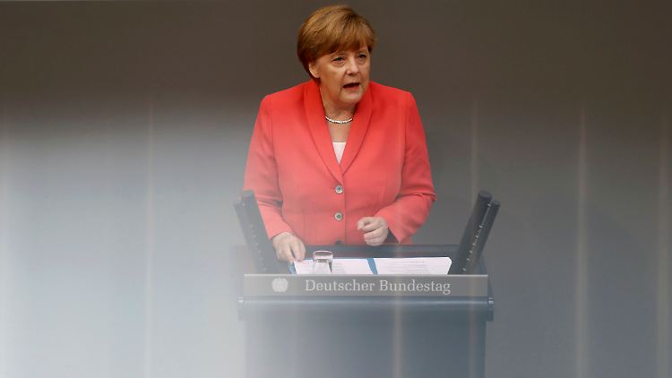 2015-07-17T083444Z_1779874111_LR2EB7H0NTL91_RTRMADP_3_EUROZONE-GREECE-GERMANY.JPG7641396746590007004.jpg