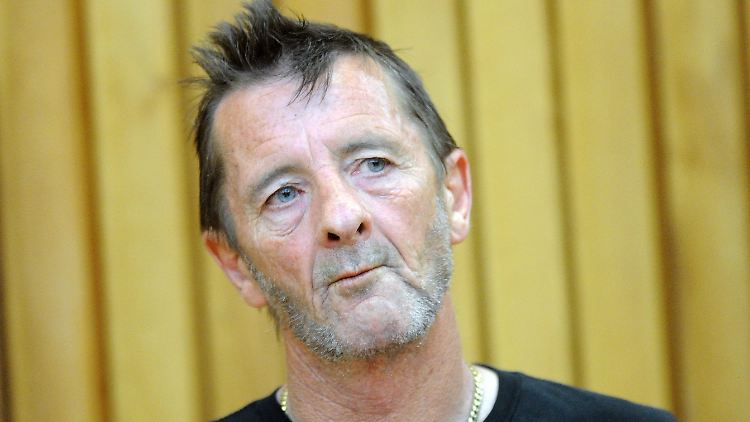 Hält offenbar an seinem "Rockstar-Lebensstil" fest: AC/DC-Drummer Phil Rudd.