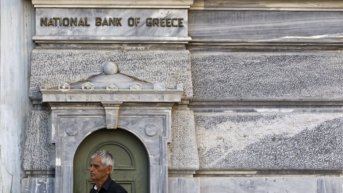 2015-07-20T070948Z_979101726_GF10000164535_RTRMADP_3_EUROZONE-GREECE.JPG5575780109905938955.jpg