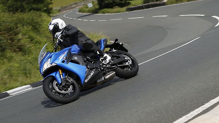 Ein ABS und eine sehr gut arbeitende Traktionskontrolle sind die einzigen High-Tech-Features der Suzuki GSX-S 1000 F.
