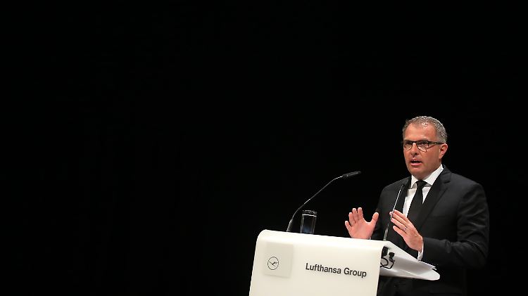 Mehrere Angehörige hatten Lufthansa-Chef Spohr persönlich scharf kritisiert.