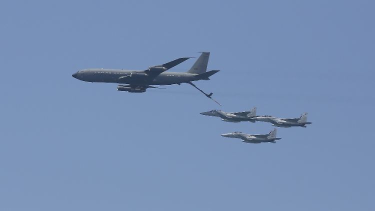 Boeings 707 im Einsatz als Tankflugzeug. Die Entwicklung eines Nachfolgers ist teurer als erwartet.
