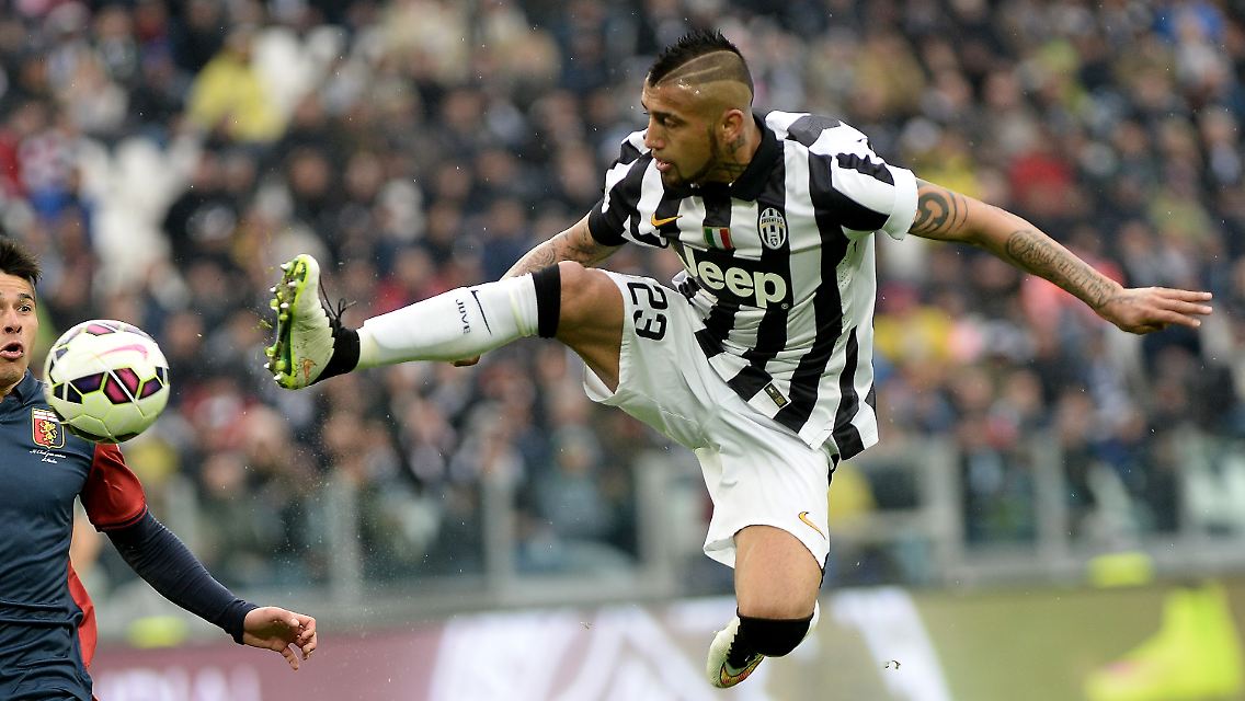 Einen "Krieger" holt man sich im Fußballgeschäft nicht alle Tage - und schon gar nicht für 37 Millionen Euro. Diese Summe ist Arturo Vidal dem FC Bayern zumindest wert. Der chilenische Weltklasse-Kicker wechselte von Juventus Turin nach München, um den Rekordmeister noch stärker zu machen.