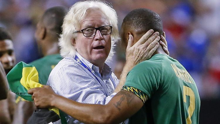 Winfried Schäfer und die Nationalmannschaft Jamaikas stehen erstmals im Finale des Gold Cups - als erste karibische Mannschaft überhaupt.