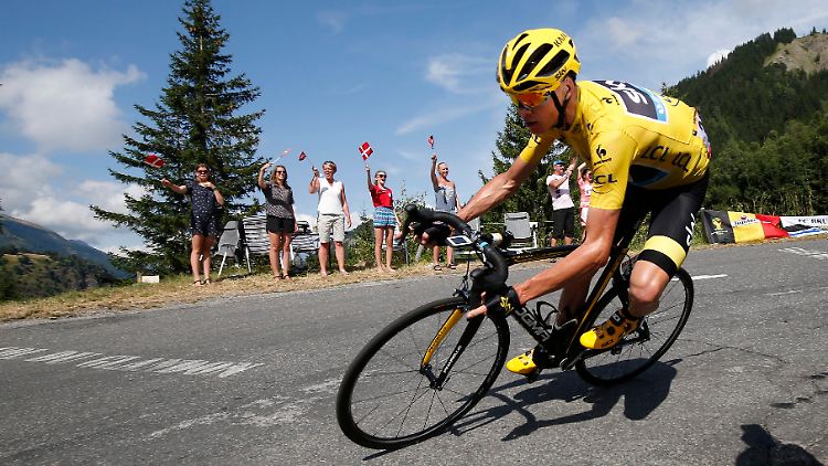 Christopher Froome bei der Tour 2015: Seine Dominanz bringt ihm eine Menge Neider ein. Am Ende könnte er zum zweiten Mal nach 2013 die Frankreich-Rundfahrt gewinnen.