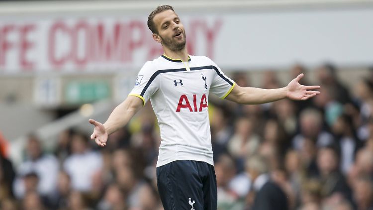 Sehen wir Roberto Soldado bald auf Dortmunder Rasen?