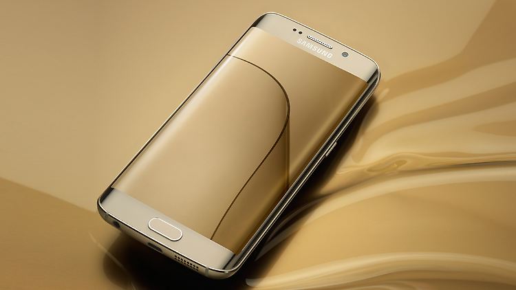 Das Galaxy S6 Edge steht Modell für den größeren Ableger, das S6 Edge Plus. 