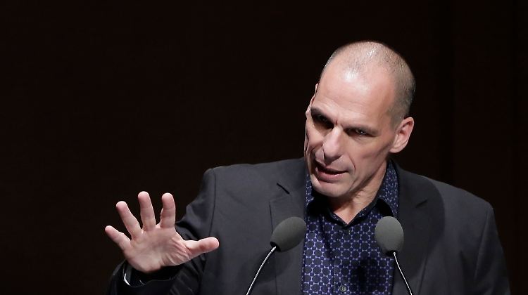 Yanis Varoufakis.