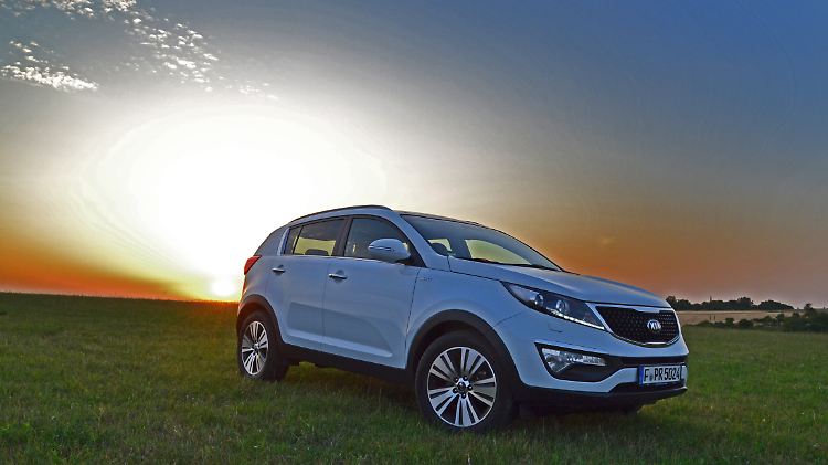 Der Kia Sportage sieht nicht nur in der untergehenden Sonne gut aus.