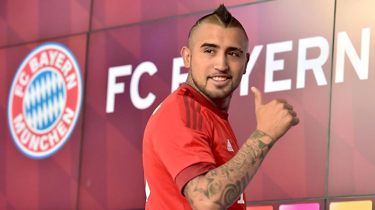 Rot steht ihm gut: Arturo Vidal.