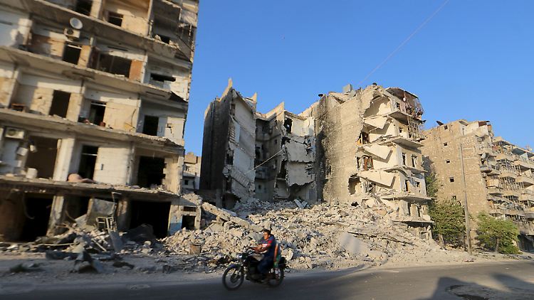 Hunderttausende Menschen sind aus den zerstörten Städten, wie hier etwa Aleppo, geflohen.