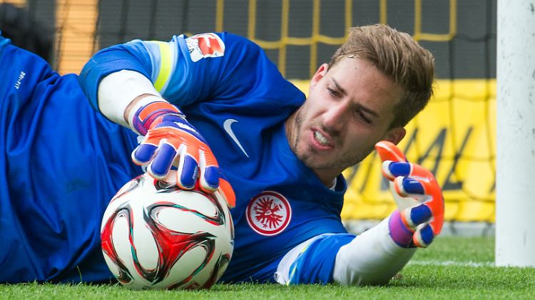 Kevin Trapp: Für die Rekordablöse von 9 Millionen Euro nach Paris - dennoch ein herber Verlust.