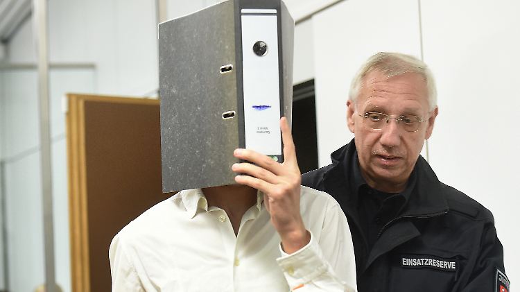 Ayoub B. im Gerichtssaal in Celle.