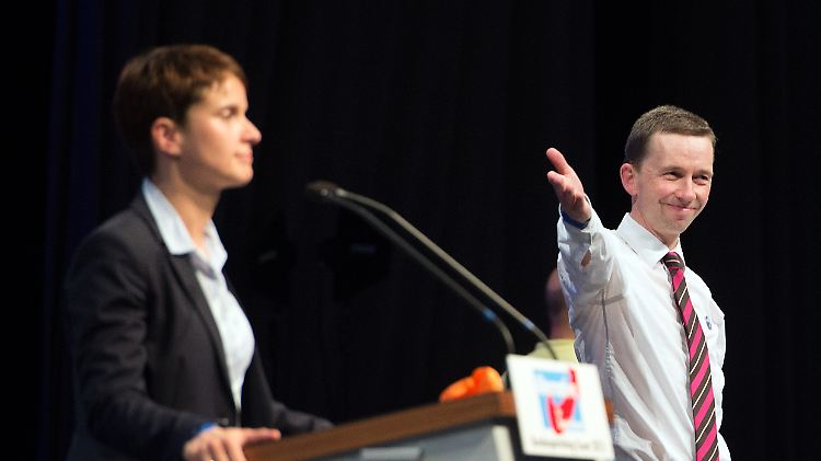 Frauke Petry hat den Machtkampf in der AfD gewonnen. Bernd Lucke schadet ihrer Partei nun von außerhalb.