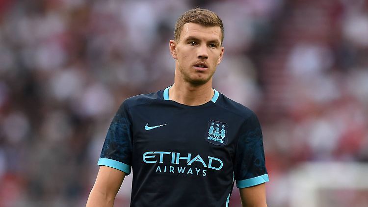 Lars Mrosko war für Edin Dzeko aktiv.