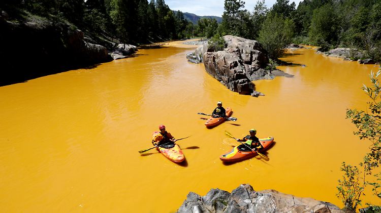 Nur noch eine ocker-gelbe Brühe: Der Animas-Fluss nahe Durango im US-Bundesstaat Colorado.