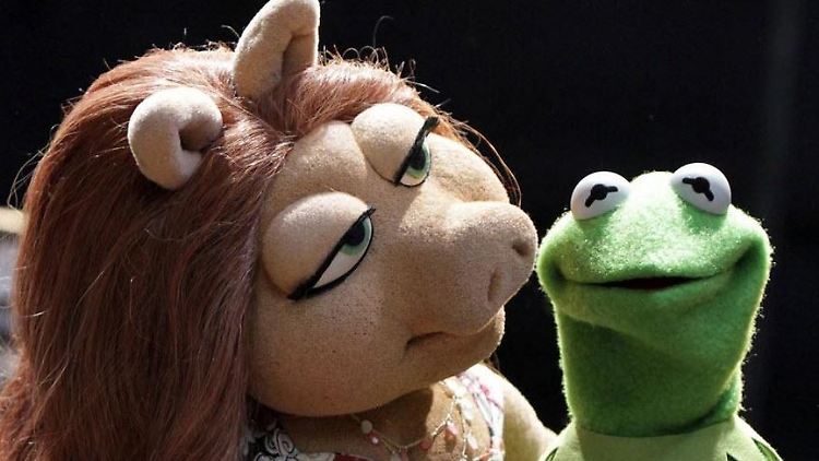 Auf Piggy folgt Denise: Kermit der Frosch hat eine neue Muppet-Freundin.