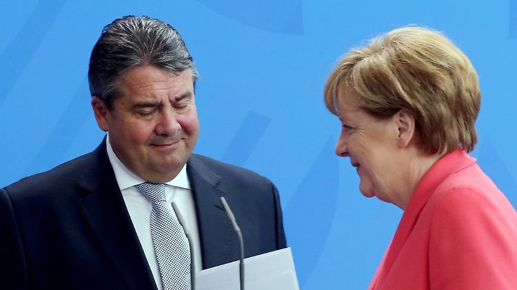In einer Demokratie sei jeder schlagbar, sagt SPD-Chef Gabriel - zumindest theoretisch.