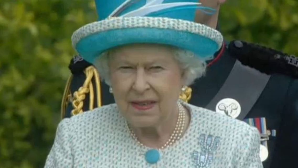 queen.JPG