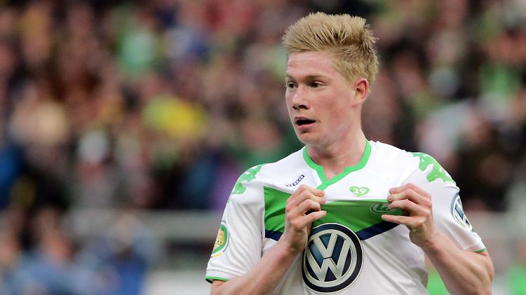 Kevin de Bruyne hat ein Treuebekenntnis zum VfL Wolfsburg abgegeben.