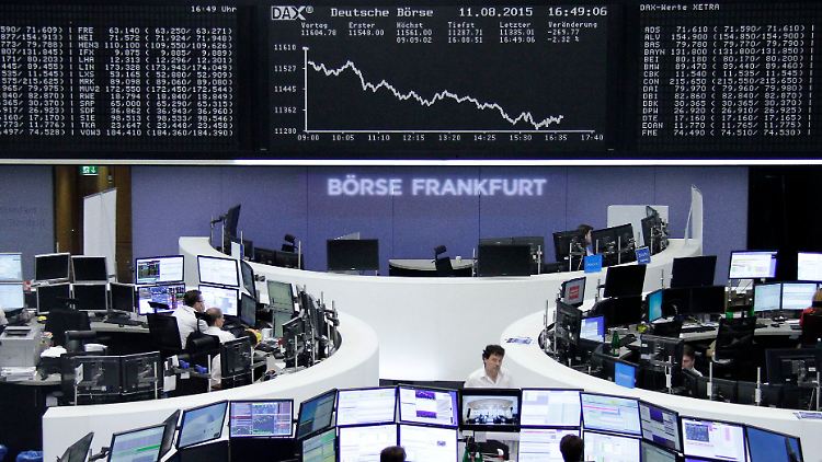 Noch deutlicher nach unten drückte den Dax schließlich der schwache Start der Wall Street in New York.