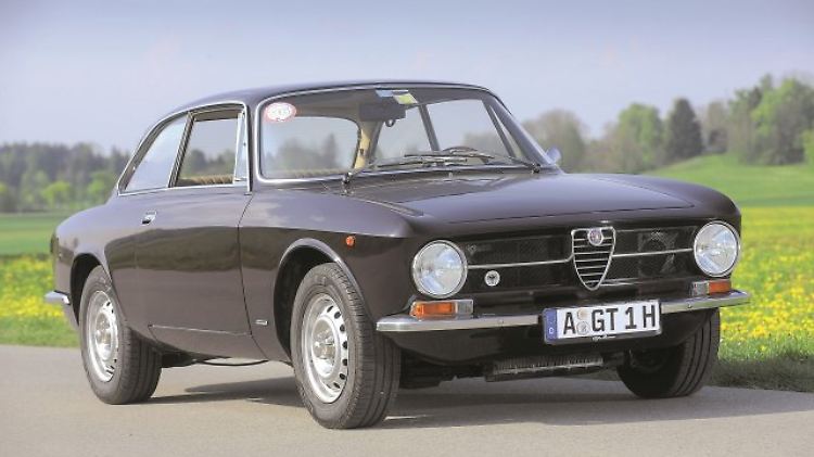 Schön, schnell und noch nicht zu teuer: Mit dem Alfa Bertone können sich auch Ottonormal-Verbraucher einen traditionsreichen Sportwagen leisten.