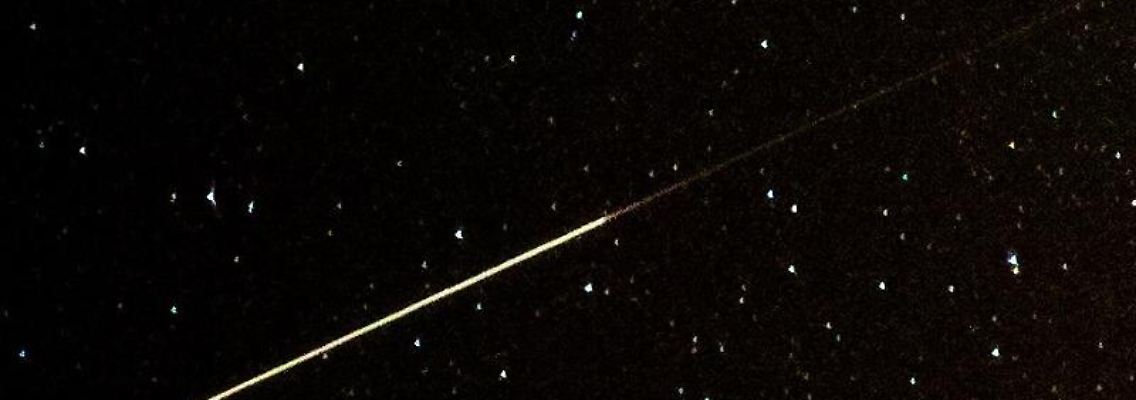 Wer die Sternschnuppen fotografieren will, darf sich nicht auf den Autofokus verlassen.