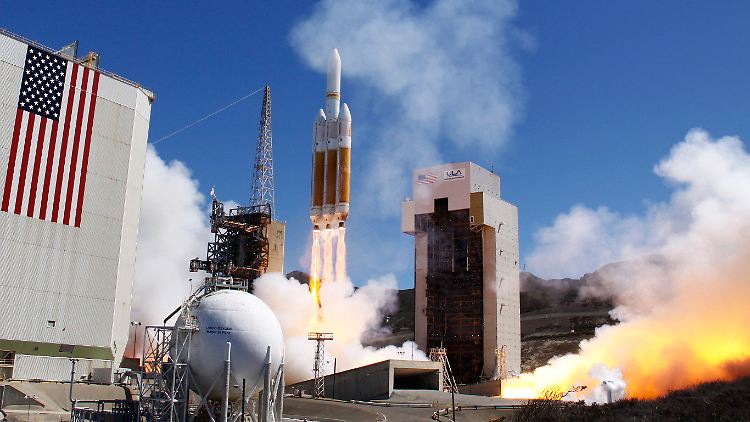 Eine Delta-4-Rakete bringt im August 2013 einen US-Satelliten ins All. Der Auftrag: geheim.