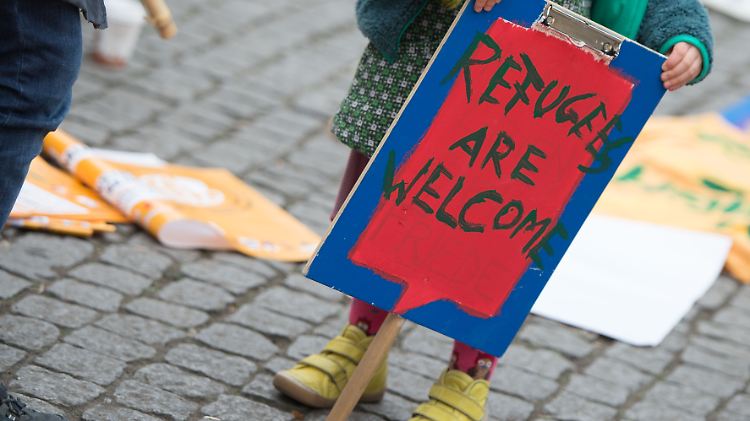 Ob ehrenamtliche Hilfe oder Unterbringung im eigenen Zuhause: Die Möglichkeiten, sich zu engagieren sind vielfältig.