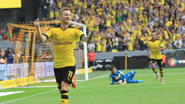 Ex-Gladbacher Marco Reus leitete den deutlichen BVB-Sieg im Borussen-Duell in der 15. Minute ein.