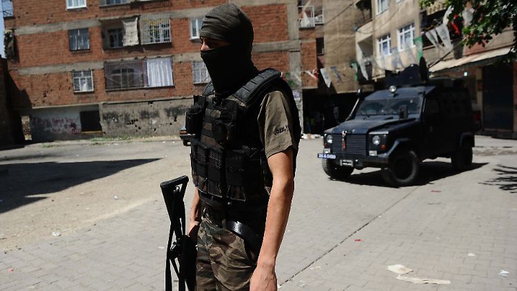 Seit drei Jahrzehnten hält die gewaltsame Auseinandersetzung der PKK mit dem türkischen Staat an.