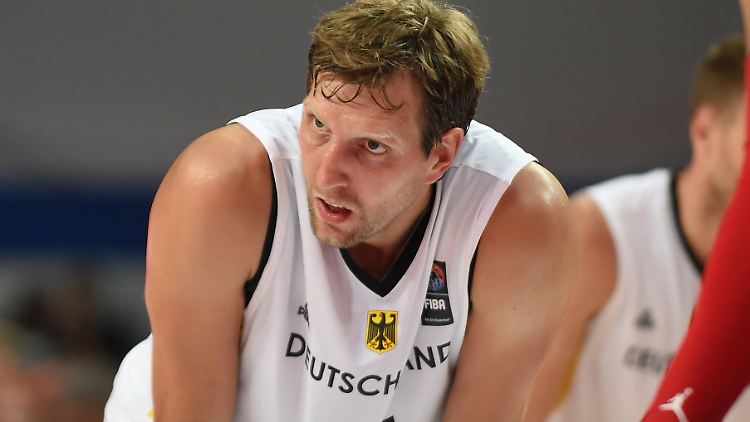 Dirk Nowitzki erzielt gegen Kroatien nur sieben Punkte, so wenig wie seit 12 Jahren nicht mehr.