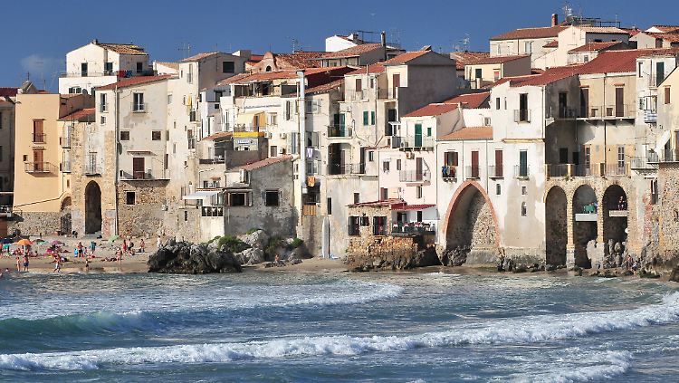 Schön, aber arm: Cefalu im Norden Siziliens
