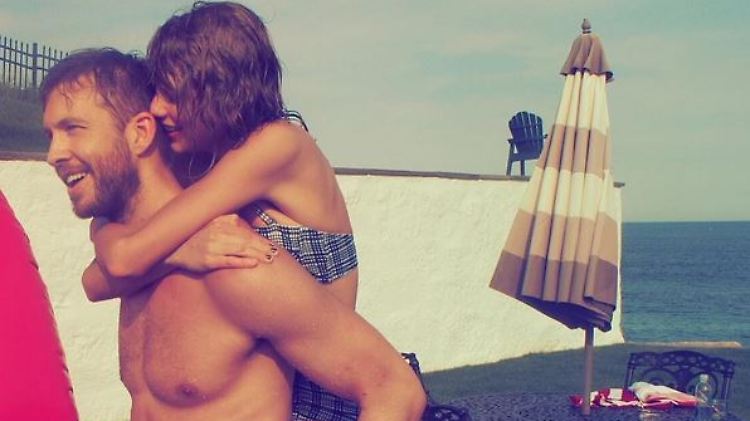 Hier posieren Swift und Harris schon mal in Bademode - Armani hat sich aber sicher explizitere Posen vorgestellt.