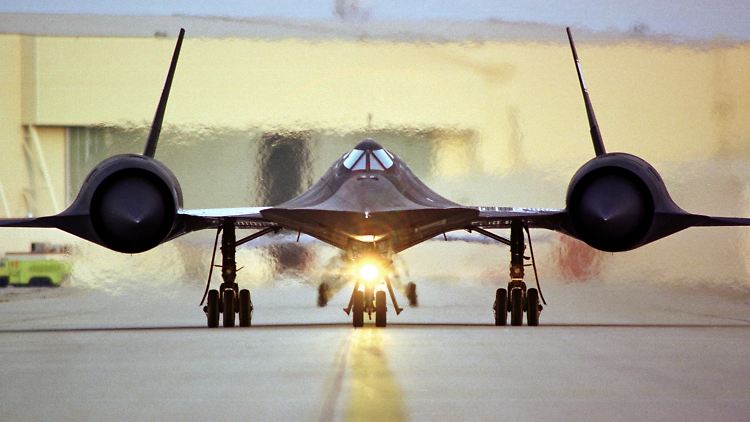 Hier sind es die Triebwerksabgase einer Lockheed SR-71A, die die Luft zum flimmern bringen.