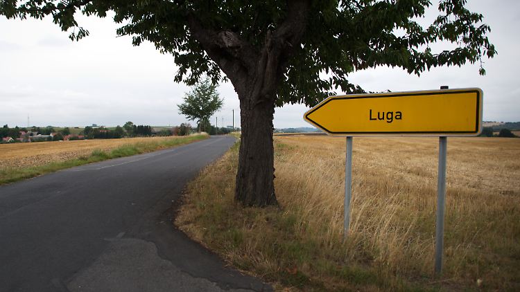 Die Täter sollen das Mädchen zwischen Luga und der Bundesstraße 101 von seinem Fahrrad gezogen haben.