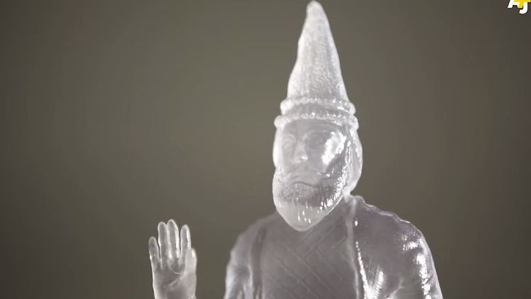 Eine Skulptur der Künstlerin Morehshin Allahyari  (Screenshot aus dem Video der Künstlerin)