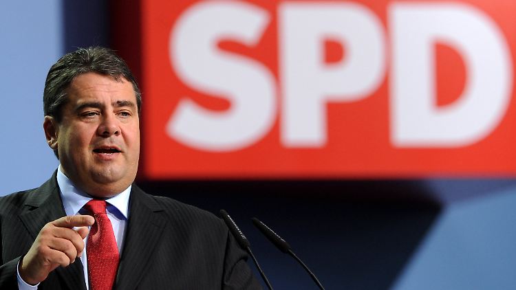 Anpacken: Gabriel will vorwärts schreiten und duldet dabei keine Sozialromantik.