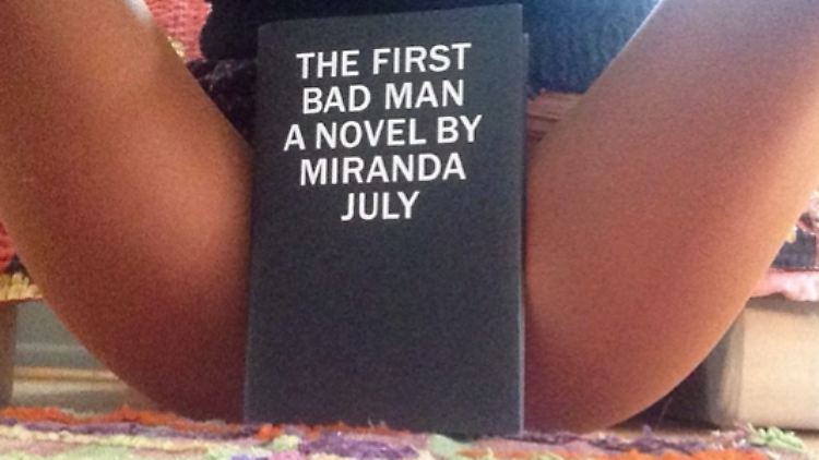 Wie ihr erster Roman geboren wurde? Miranda July sagt: So!