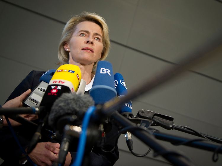 Von der Leyen sieht von der Kürzung der Kindersätze ab, obgleich Kinder gar nicht so viel Geld benötigten.