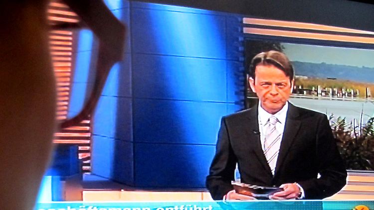 Sendung von "Aktenzeichen XY" mit Moderator Rudi Cerne.