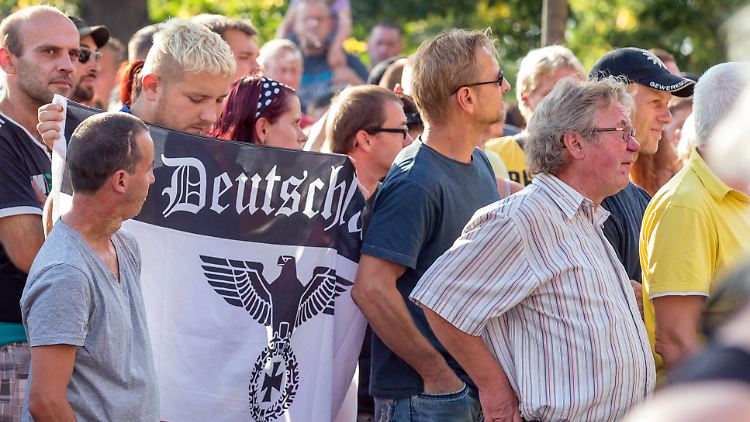 Die Heidenauer. Einige von ihnen sollen ihren Bürgermeister als "Volksverräter" beschimpft haben.