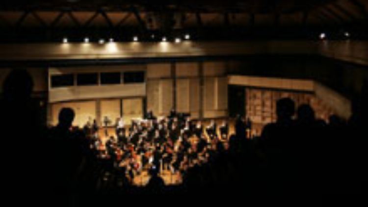 Das Simon Bolivar Youth Orchestra bei einem Konzert in Caracas