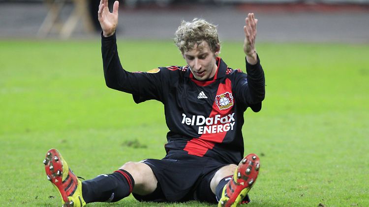 Stefan Kießling und Bayer Leverkusen werden ihren früheren Trikotsponsor in unguter Erinnerung behalten.