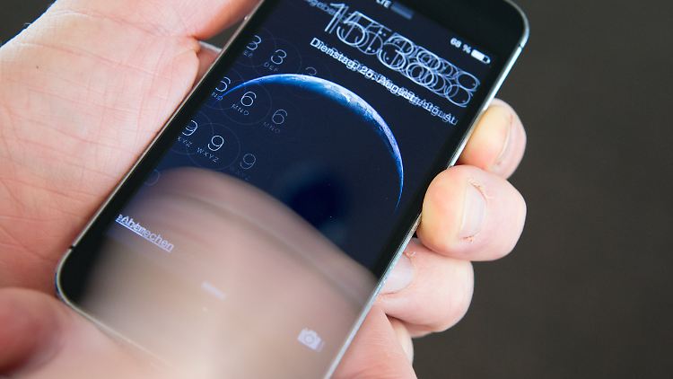 Apple will das iPhone vor der Konkurrenz vom Google-System Android schützen.