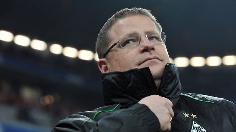 Da kann sich Gladbach-Manager Max Eberl warm anziehen: Die Borussia trifft es knüppeldick.