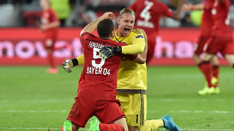Bayer Leverkusen steuerte zum deutschen Sprung auf Platz 2 der Uefa-Wertung einen formidablen Heimsieg gegen Lazio Rom bei.