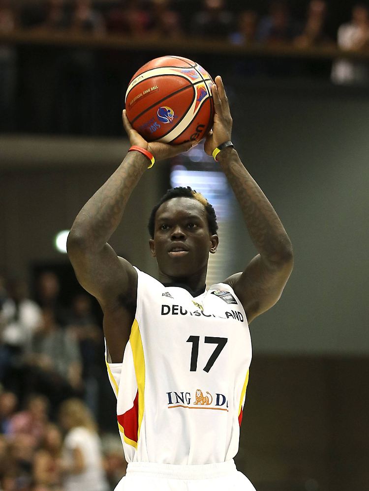 Dennis Schröder spielte anfangs stark. Bis der Sturmlauf der Franzosen begann.